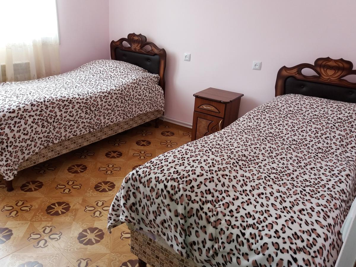 Aida Bed & Breakfast Tat'ev Buitenkant foto