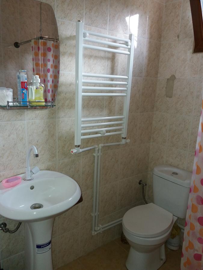 Aida Bed & Breakfast Tat'ev Buitenkant foto