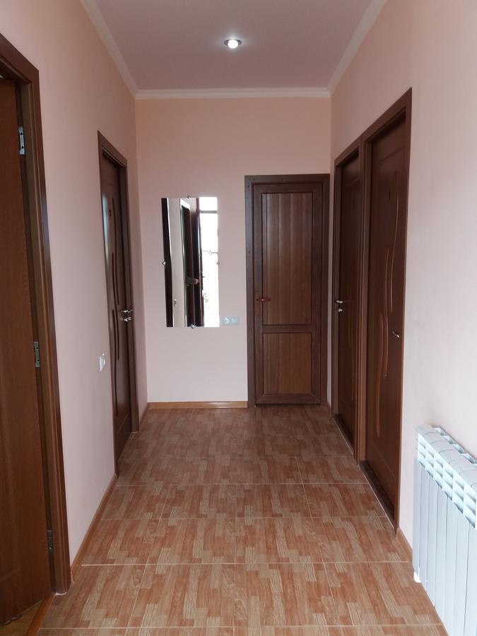 Aida Bed & Breakfast Tat'ev Buitenkant foto
